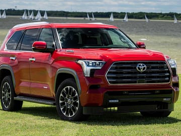 Toyota Sequoia 2023 з новим гібридним двигуном