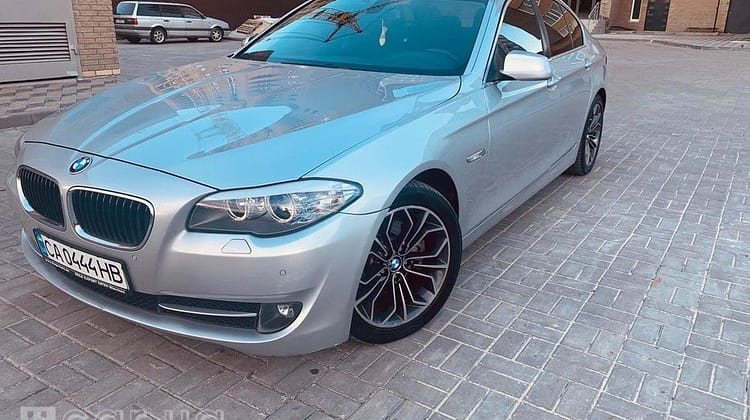 BMW 5 Series 520d, 2011
