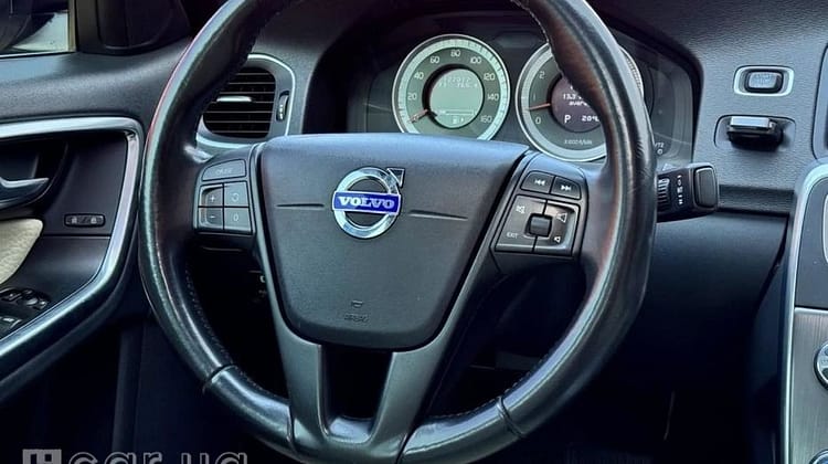 Volvo S60, 2012