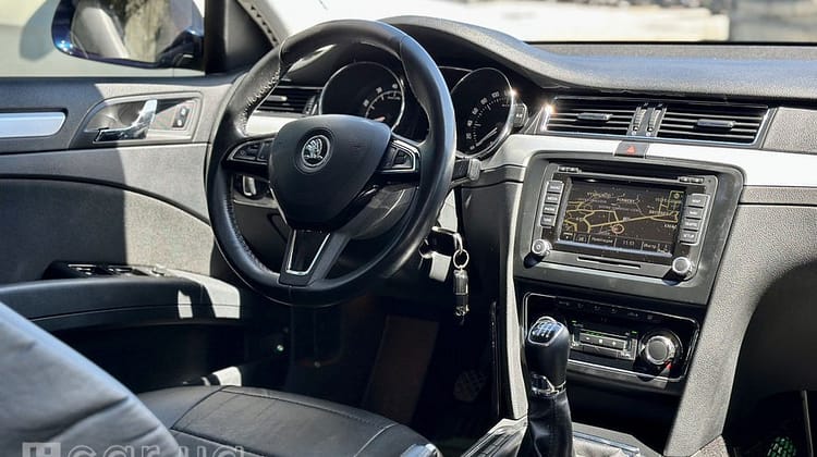Skoda Superb, 2013