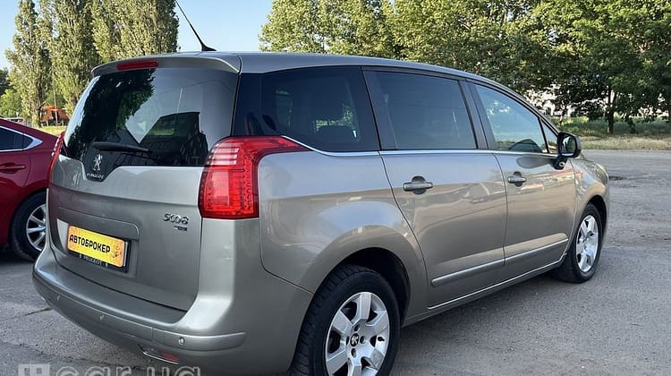 Peugeot 5008, 2014