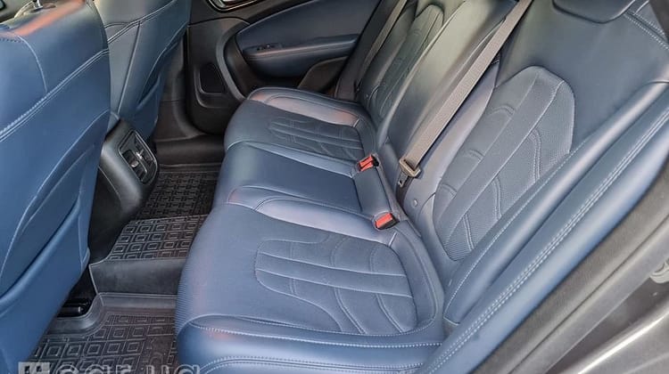 Chrysler 200 S, 2016