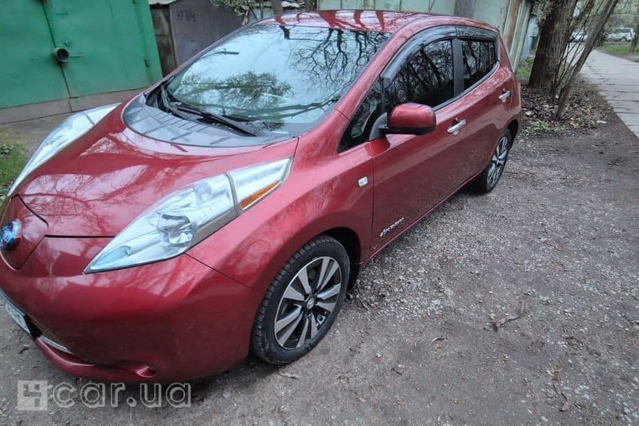 Nissan Leaf, 2015
